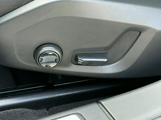 Volvo V90 2,0D4 190KM Momentum/Navi/Skóra/Alufelgi/FullLed/Serwis/Alu/Model2017