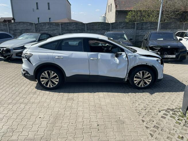 Audi Q4 e-tron Salon PL Elektryk Automat Podgrzewanie Pakrtonik