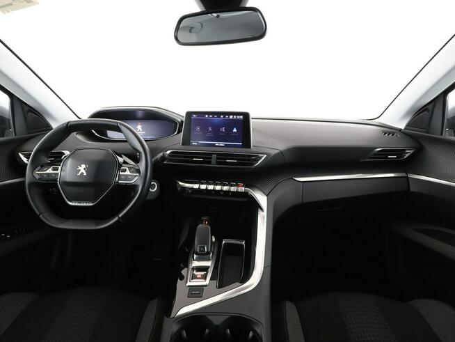 Peugeot 3008 automat virtual cocpit navi czujniki parkowania
