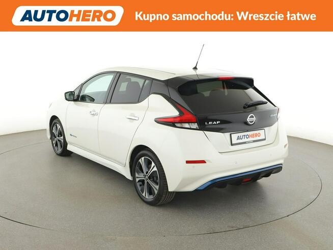 Nissan Leaf full LED navi klima auto pompa ciepła ACC grzane fotele kamery