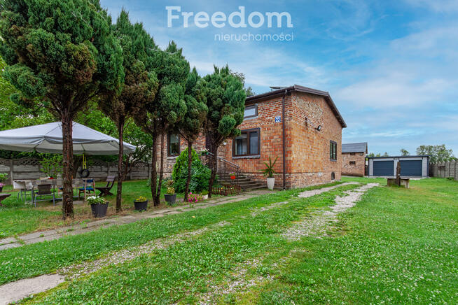 Posesja z domem i budynkami gospodarczymi Janki