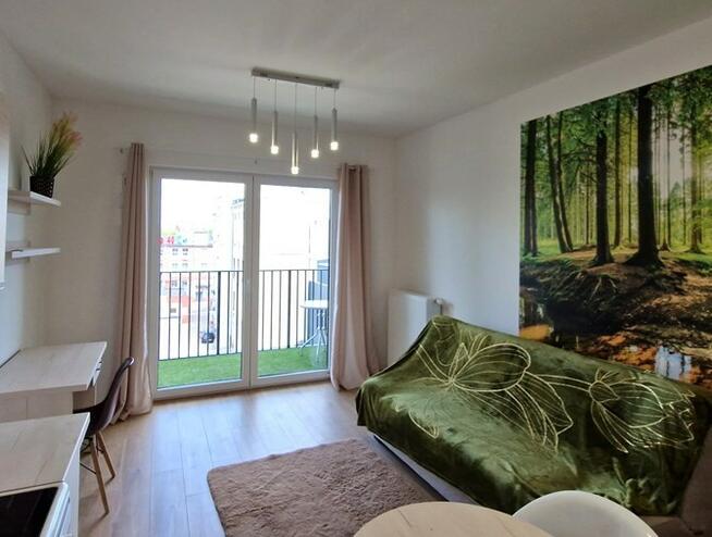 Duża kawalerka z balkonem, Centrum, Pomorska 45A