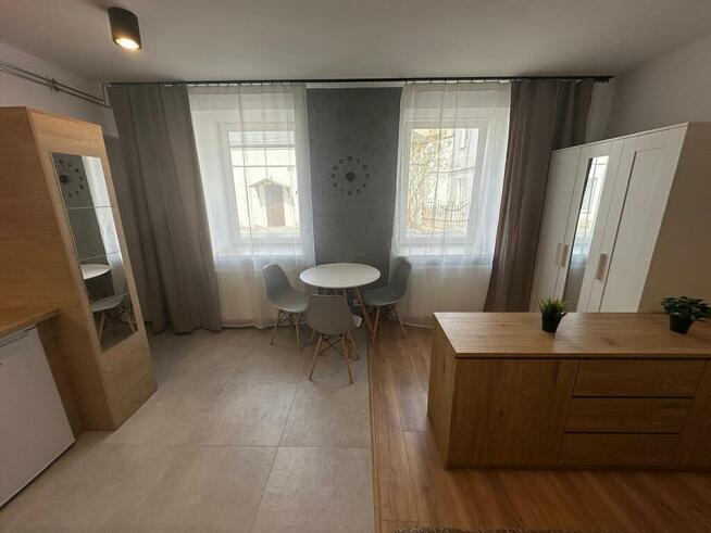 Wynajmę kawalerkę - ul. Krakowska 64, Śródmieście