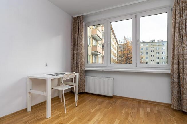 Świętojańska 11, przyjazna zwierzętom kawalerka