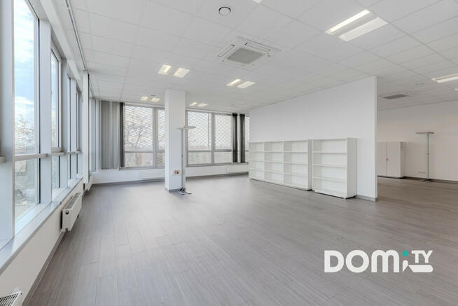 Lokal użytkowy Wrocław gm. Wrocław-Krzyki Klecina, Wałbrzyska