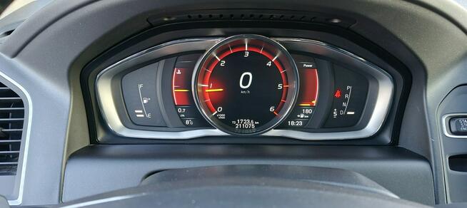 Volvo XC 60 2,0 181KM D4 Lift Led Automat Navi Skóra Parktronik