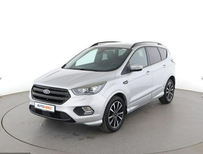 Ford Kuga Jak nowy rok gwarancji nowe opony serwis ASO