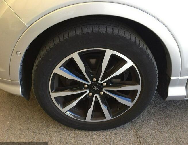 Ford Kuga Jak nowy rok gwarancji nowe opony serwis ASO