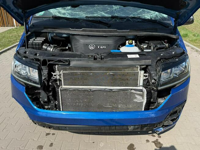 Volkswagen Caravelle Highline*Long*4Motion*Kamera*DSG*Navi*Hak*Webasto*8miejsc*Zadbany*FV23