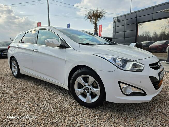 Hyundai i40 1.6i#Perła#Ledy#Climatr#Navi#Start Stop#Świeży Import#Serwis#Gwarancja