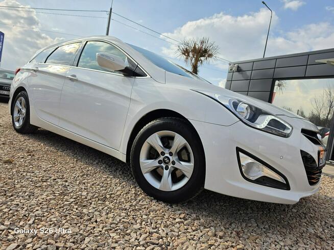 Hyundai i40 1.6i#Perła#Ledy#Climatr#Navi#Start Stop#Świeży Import#Serwis#Gwarancja