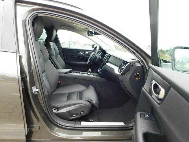 Volvo V60 z Gwarancją Bezwypadkowy Model 2022r