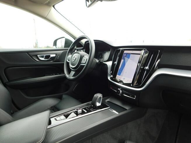 Volvo V60 z Gwarancją Bezwypadkowy Model 2022r