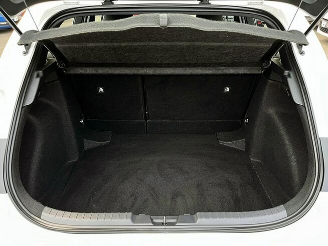 Toyota Corolla LED+NAVI+Kamera+ACC+2xKlimatronic GWARANCJA 1wł KRAJOWY Bezwypad. F23%