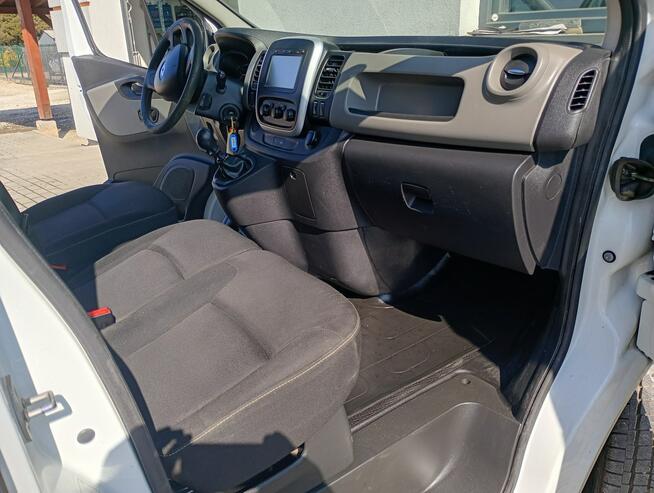 Renault Trafic wersja długa *klima*