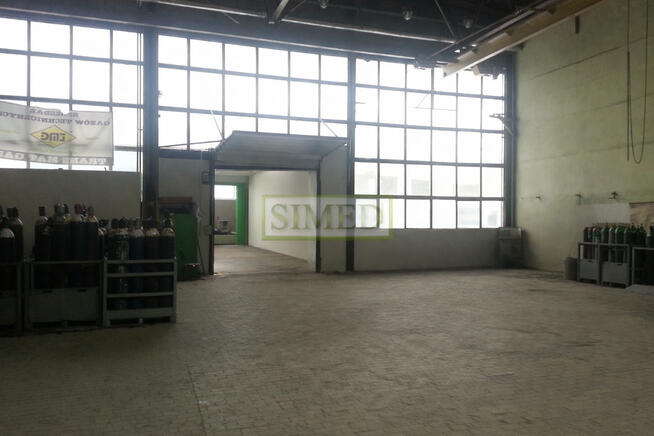 Warsztat pojazdów , wjazd z poziomu O,wysokość 4m