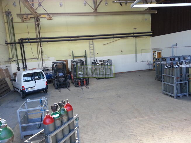 Warsztat pojazdów , wjazd z poziomu O,wysokość 4m