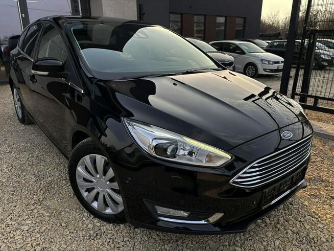 Focus 1.5 Titanium 150km szyber NAVI grzane fotele ASYSTENT pdc 2015