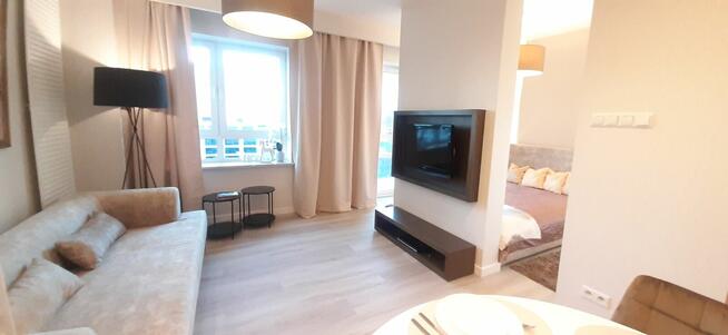 Eleganckie studio, metro, klimatyzacja, PLATINUM Residence