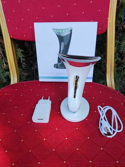 Masażer do twarzy szyi karku llifting Elektrostymulator