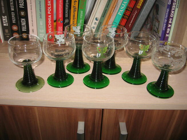 Kieliszki zielona nóżka jak foto