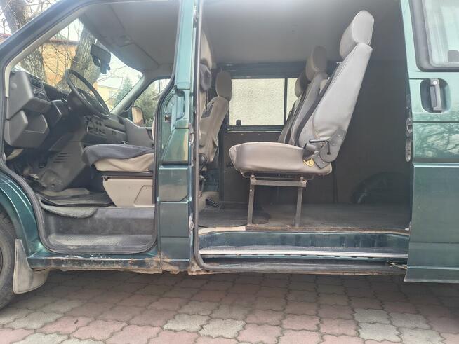 Volkswagen Transporter 2.5 VW T4 Caravelle 2.5 TDI 150KM 110