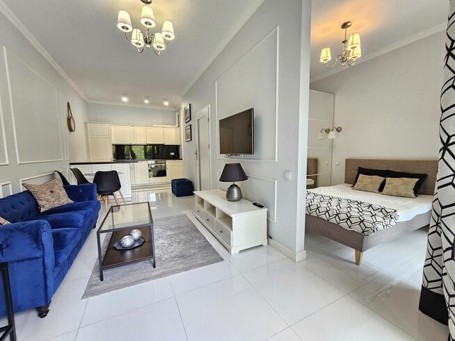 Wysoki standard, 2 pokoje, garaż, metro, Siedmiogrodzka 7, A