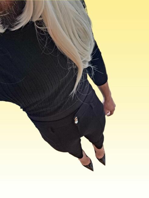 Nieśmiała Ania szuka przystojniaka