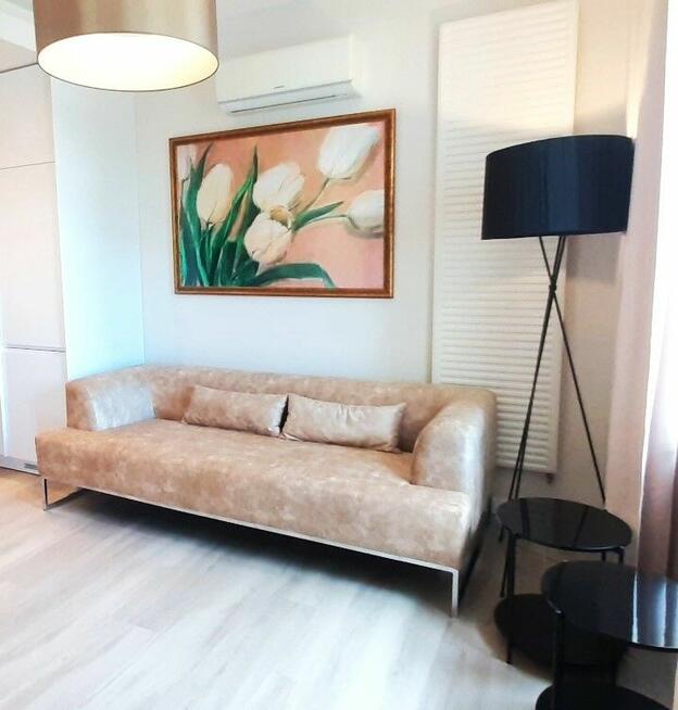 Eleganckie studio, metro, klimatyzacja, PLATINUM Residence