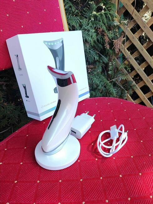 Masażer do twarzy szyi karku llifting Elektrostymulator