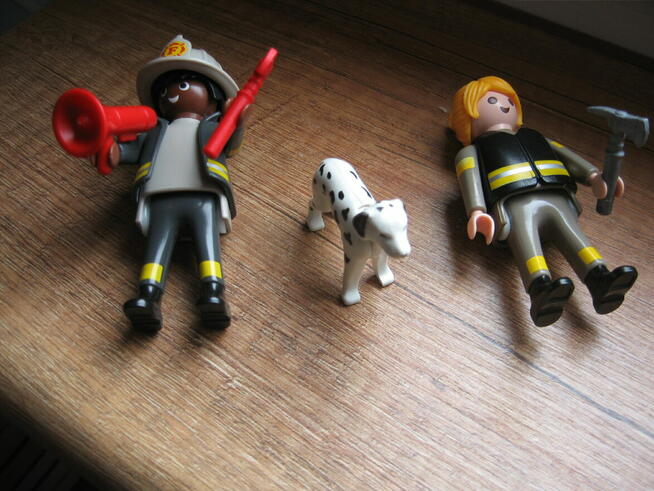 Playmobil - figurki 5942 Strażacy z psem + trzy pojedyncze