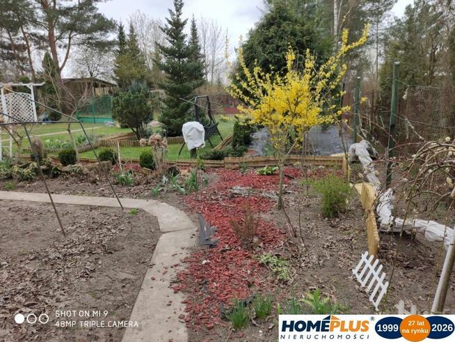 Cicha kształtna działka w otulinie lasu koło rzeki