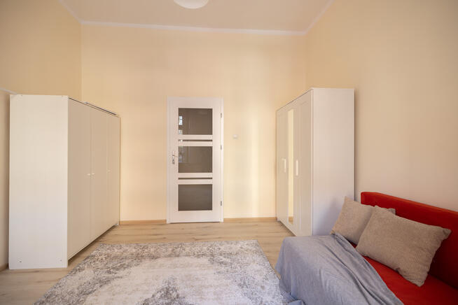 Przestronne 2 pokoje | wysokie sufity | ul. Reja