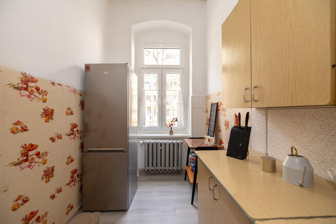 Przestronne 2 pokoje | wysokie sufity | ul. Reja