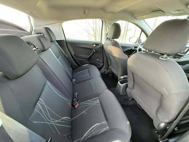 Peugeot 208 1.4 HDI 68KM 110tys.km. 4-cylindry facelift LED Zadbany