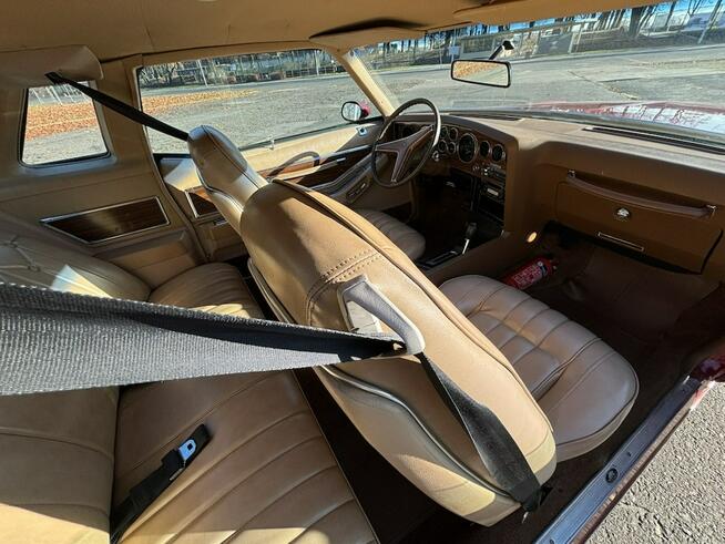Pontiac Grand Prix Rocznik 1977 Wersja Limited Edition