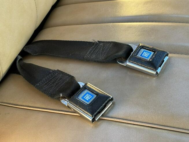 Pontiac Grand Prix Rocznik 1977 Wersja Limited Edition