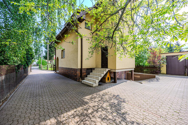 Dom w prestiżowej dzielnicy Legionowa.