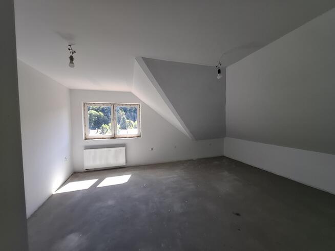 Dom w malowniczej okolicy Zerwana, ul. Diamentowa