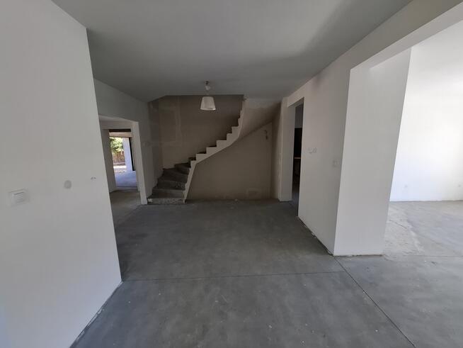 Dom w malowniczej okolicy Zerwana, ul. Diamentowa