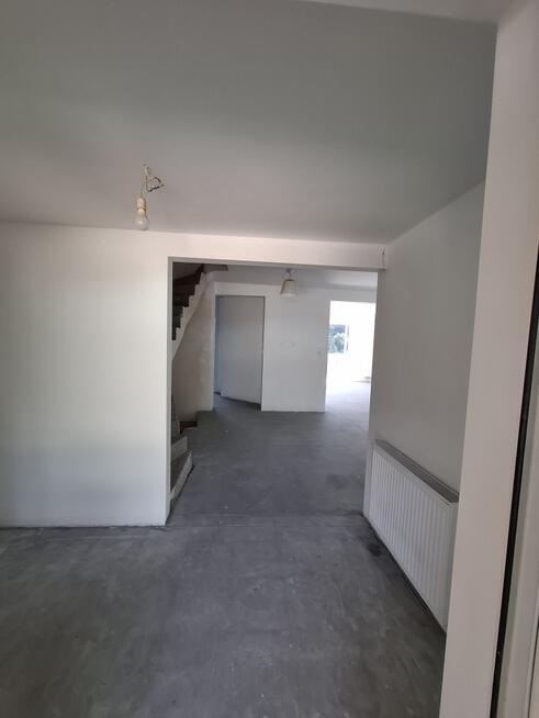 Dom w malowniczej okolicy Zerwana, ul. Diamentowa