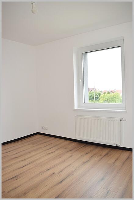 PIERWSZE PIĘTRO W BUDYNKU WIELORODZINNYM.