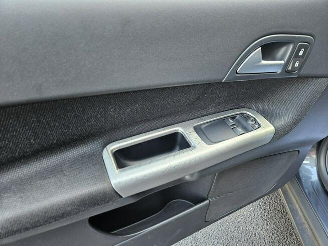 Volvo C30 1.6 benzyna* Ładne i Zadbane* Rok GWARANCJI