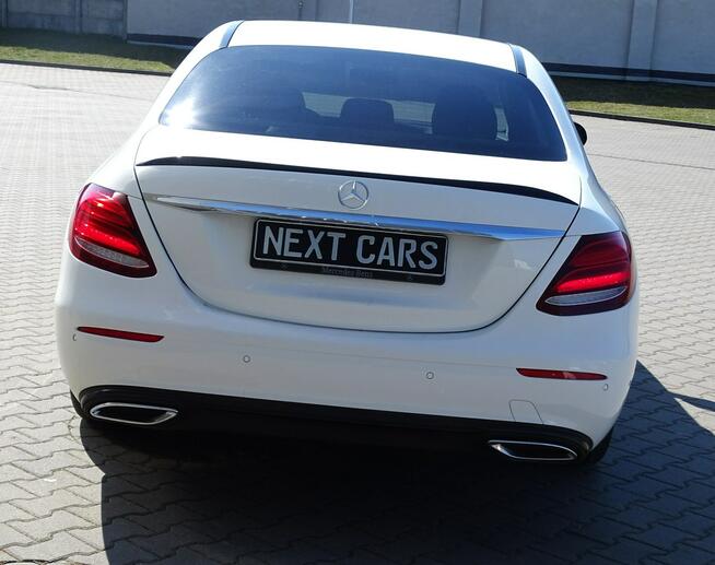 Mercedes E 220