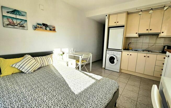 STUDIO Z BASENEM I WIDOKIEM NA MORZE W TORREVIEJA