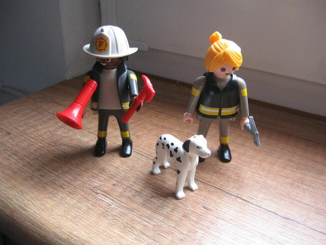 Playmobil - figurki 5942 Strażacy z psem + trzy pojedyncze