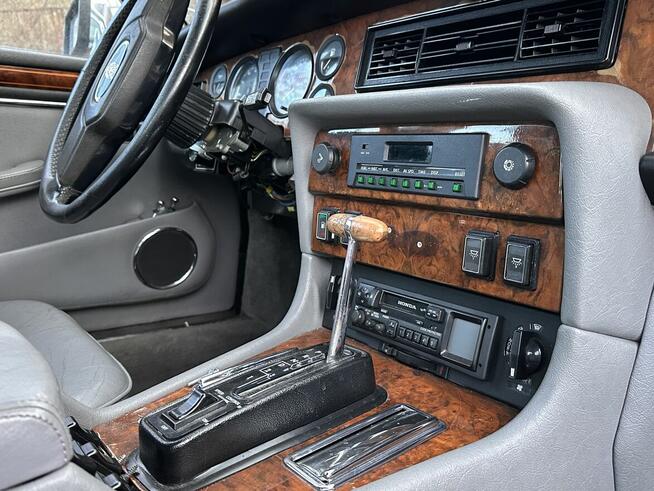 Jaguar Daimler Double Six XJ12