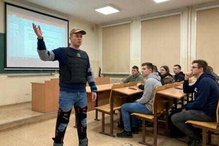 Symulator niepełnosprawności SIMDIS środek dydaktyczny