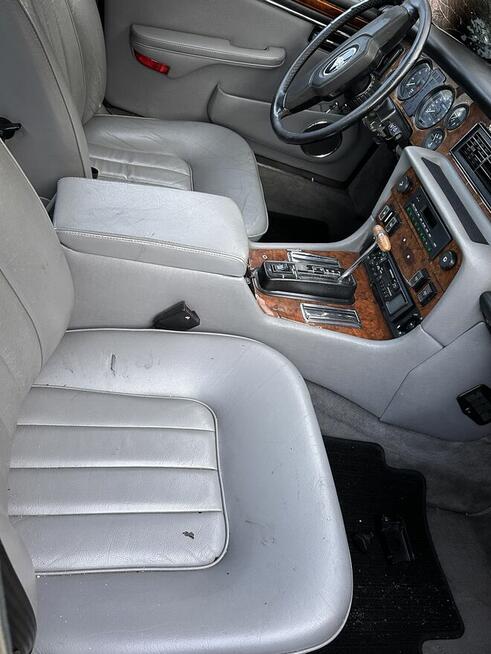 Jaguar Daimler Double Six XJ12