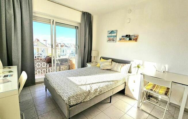 STUDIO Z BASENEM I WIDOKIEM NA MORZE W TORREVIEJA